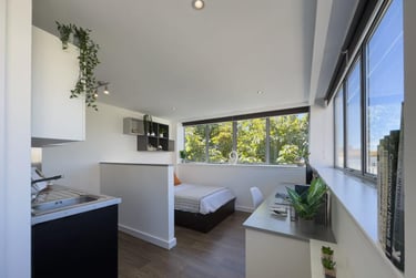 1 bed studio, 170 Armada Way, City Centre, Plymouth, PL11LB - Image 1